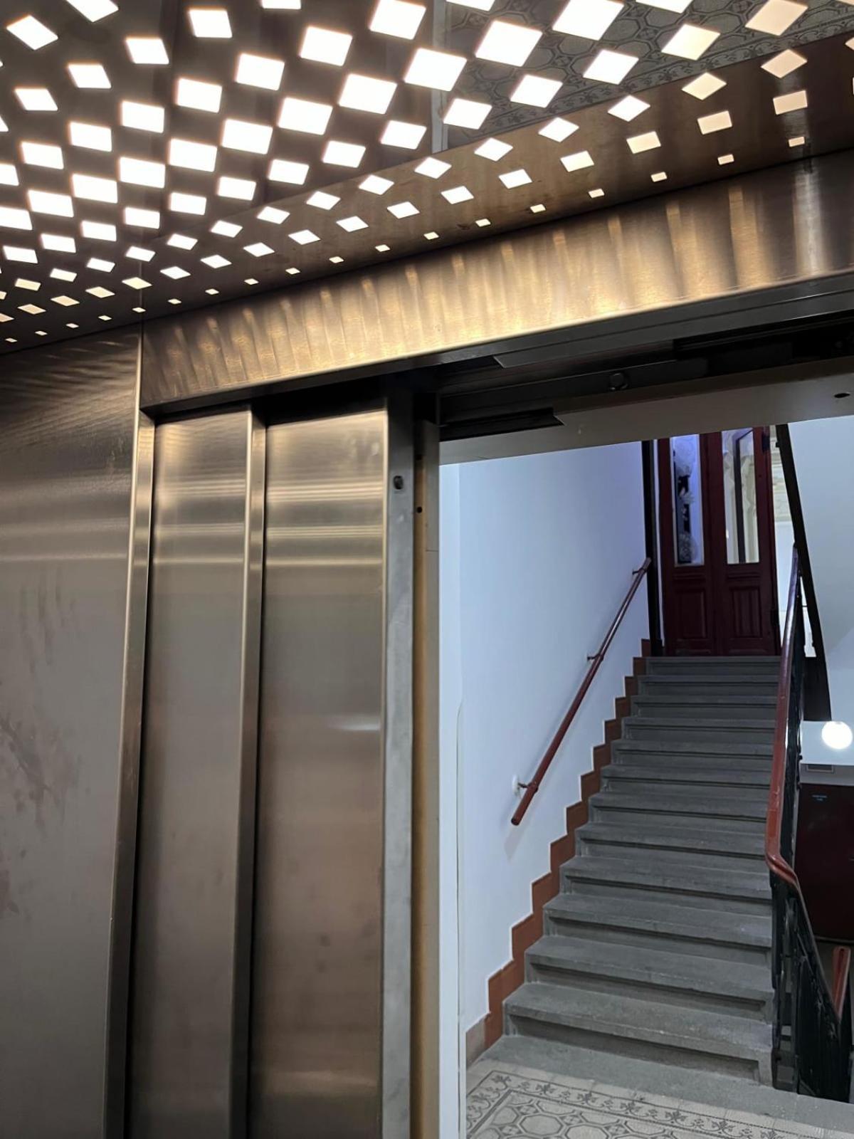 Comfortable And Cosy Apt A Few Steps From Dancing House And Naplavka Dance ปราก ภายนอก รูปภาพ