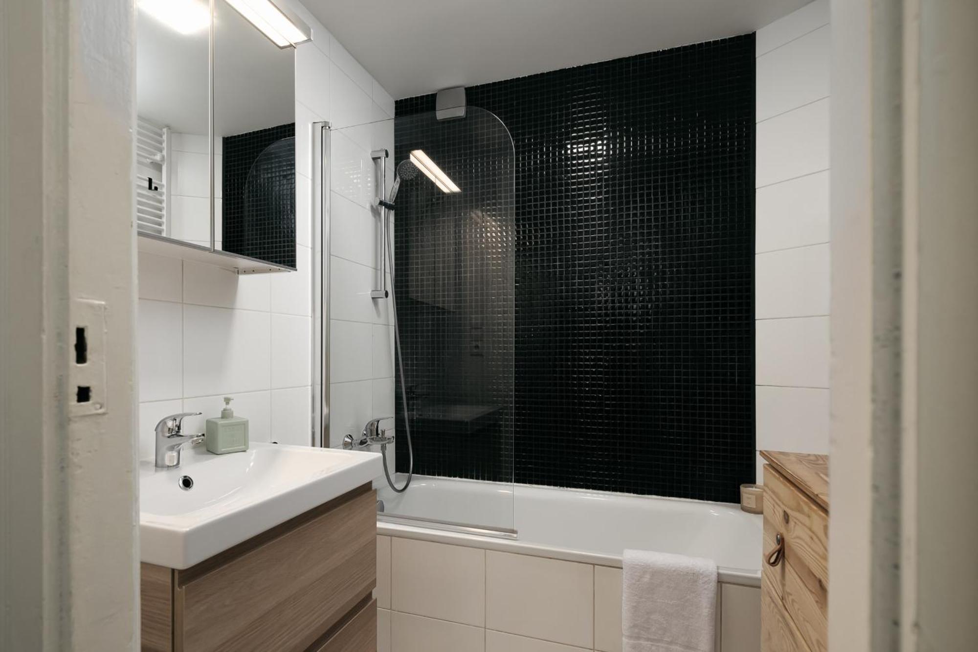 Comfortable And Cosy Apt A Few Steps From Dancing House And Naplavka Dance ปราก ภายนอก รูปภาพ