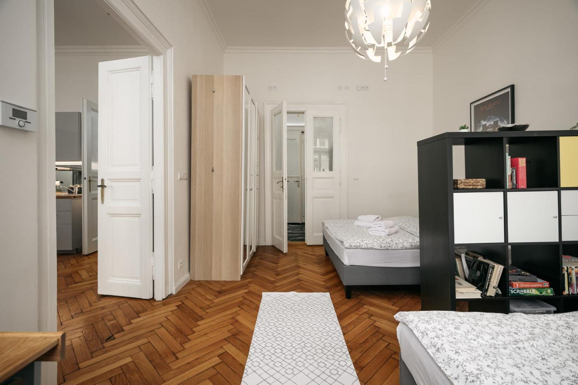 Comfortable And Cosy Apt A Few Steps From Dancing House And Naplavka Dance ปราก ภายนอก รูปภาพ