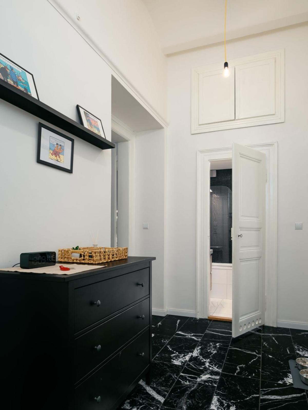 Comfortable And Cosy Apt A Few Steps From Dancing House And Naplavka Dance ปราก ภายนอก รูปภาพ
