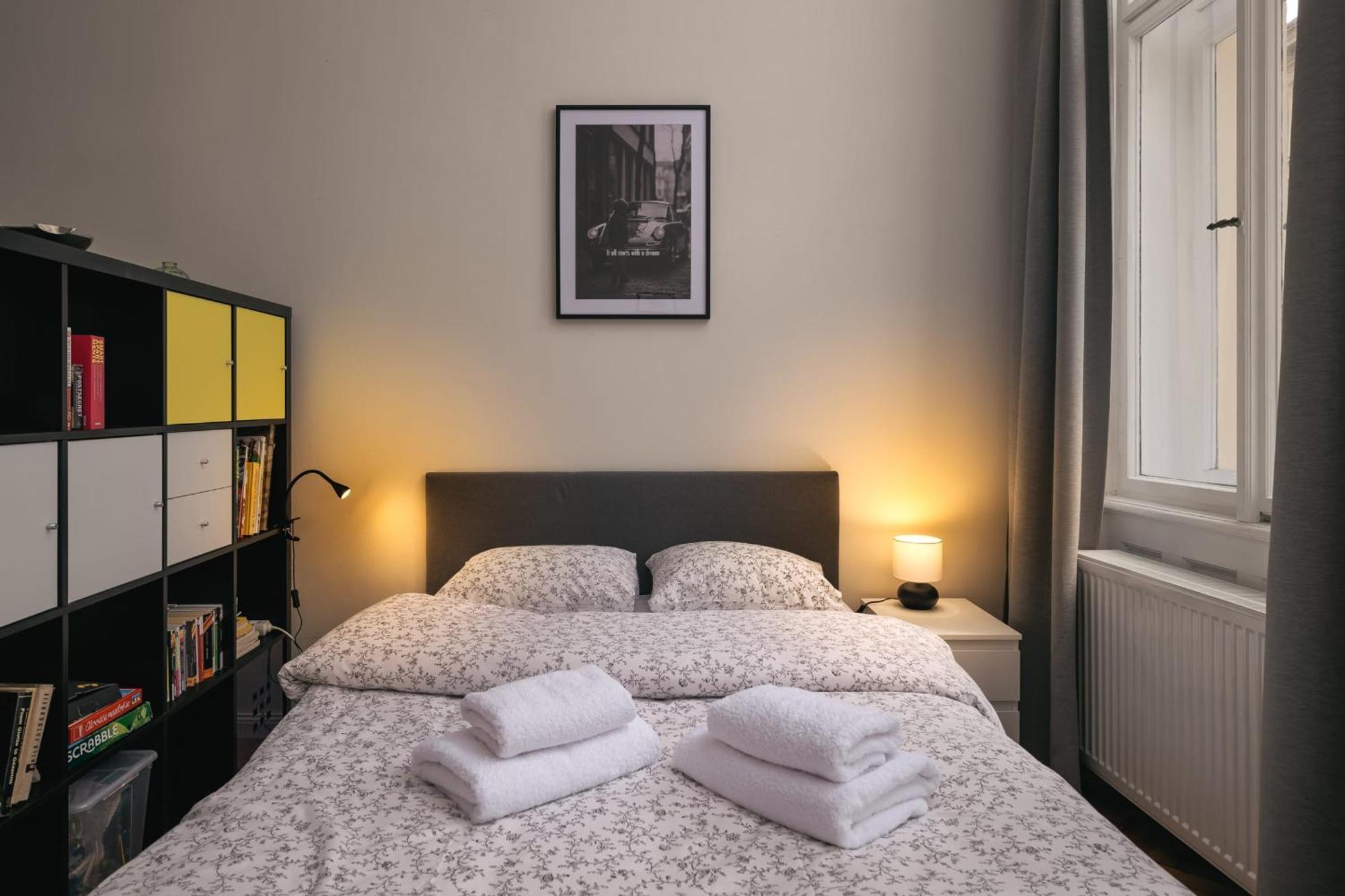 Comfortable And Cosy Apt A Few Steps From Dancing House And Naplavka Dance ปราก ภายนอก รูปภาพ