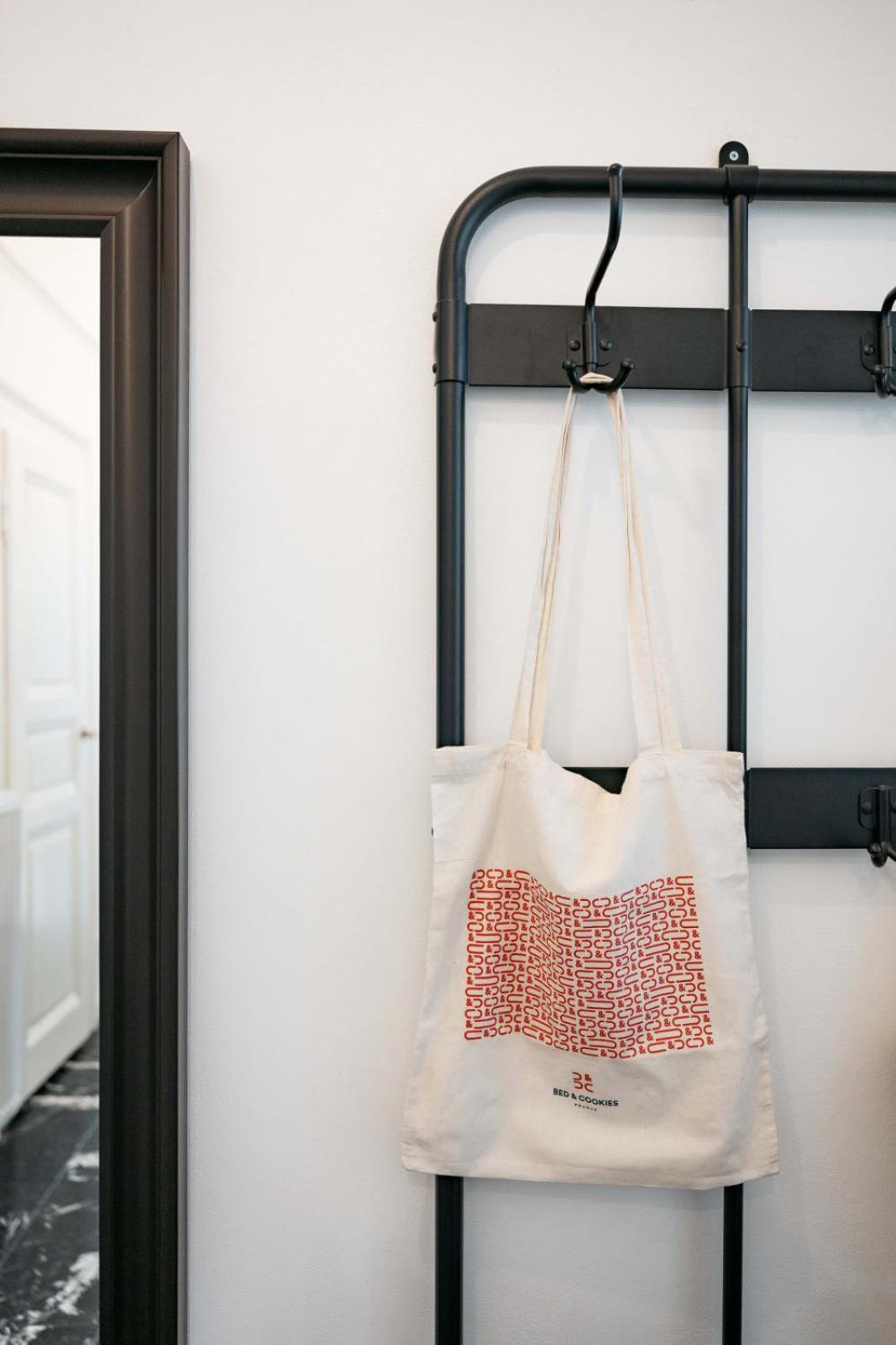 Comfortable And Cosy Apt A Few Steps From Dancing House And Naplavka Dance ปราก ภายนอก รูปภาพ