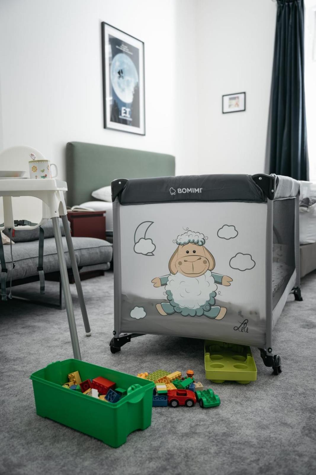 Comfortable And Cosy Apt A Few Steps From Dancing House And Naplavka Dance ปราก ภายนอก รูปภาพ